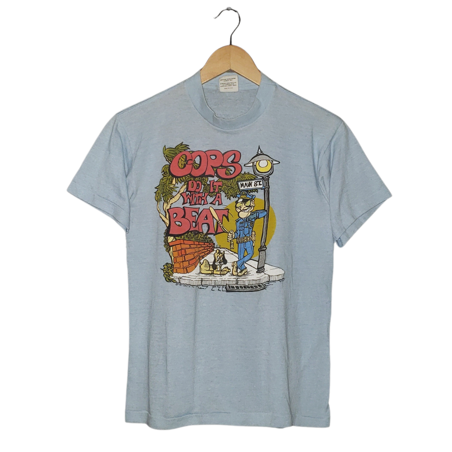 Vintage Cops Do It With a Beat 1978 Police T-Shirt Md