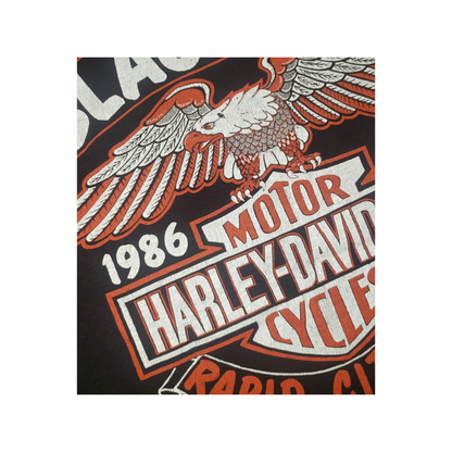 Vintage Harley Davidson Motorcycles 3D Emblem Black Hills 1986 T-Shirt Lg